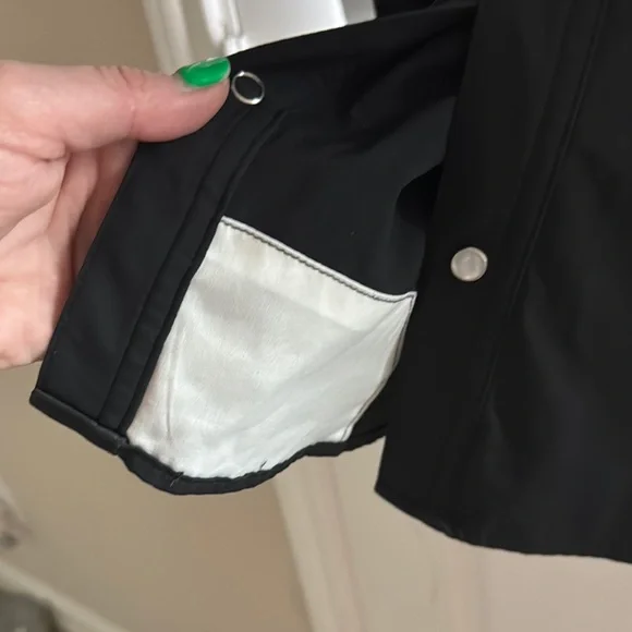 Casual Black Short Sleeve Button Down Shirt - Picture 6 of 6